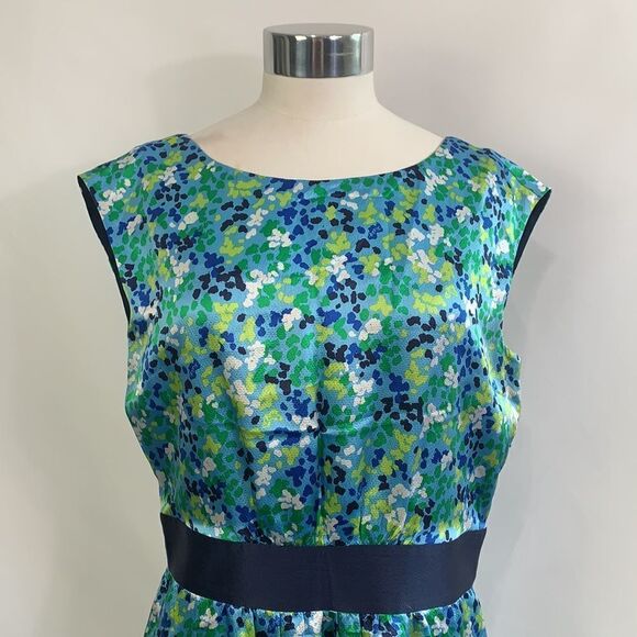 Lilly Pulitzer blue print silk with pockets dress - Picture 2 of 10